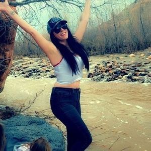 Meet your Posher, Nichole